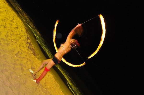 Night Beach Party @ Edde Sands